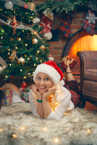 christmas photo of woman in hat